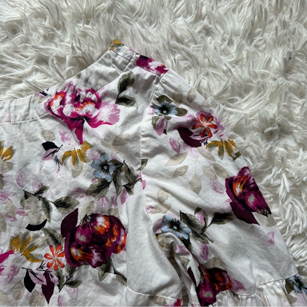 White House Black Market Floral Blouse Size 0 White Pink Bell Sleeve - Picture 5 of 12